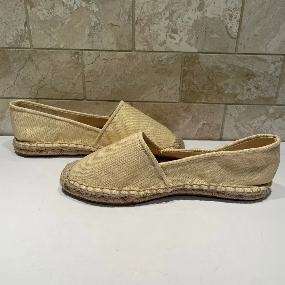 Lilly Pulitzer Womens Gold Metallic Canvas Espadrille Flats Shoes Size 8